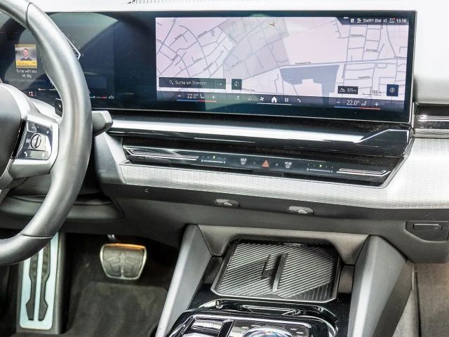 BMW 520 520i M-Sport Sedan