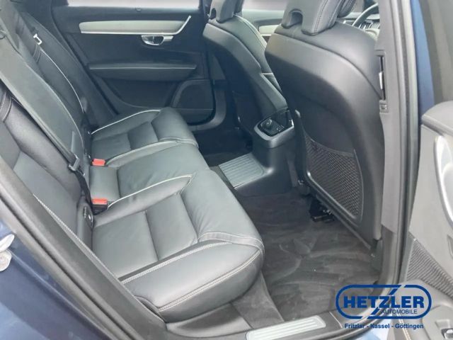 Volvo V90 AWD Dark Recharge Ultimate