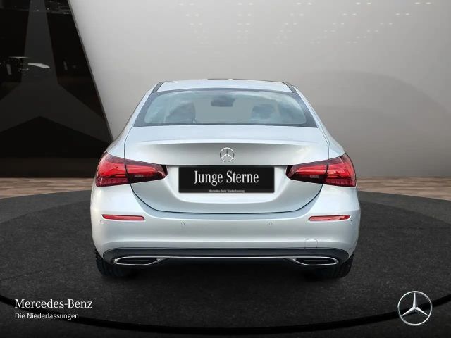 Mercedes-Benz A 200 Progressive