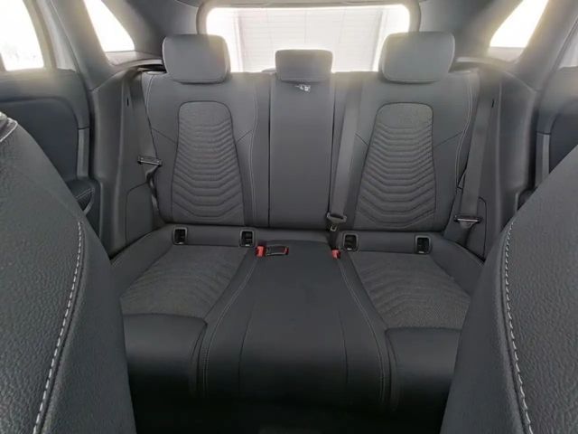 Mercedes-Benz GLA 200 Progressive