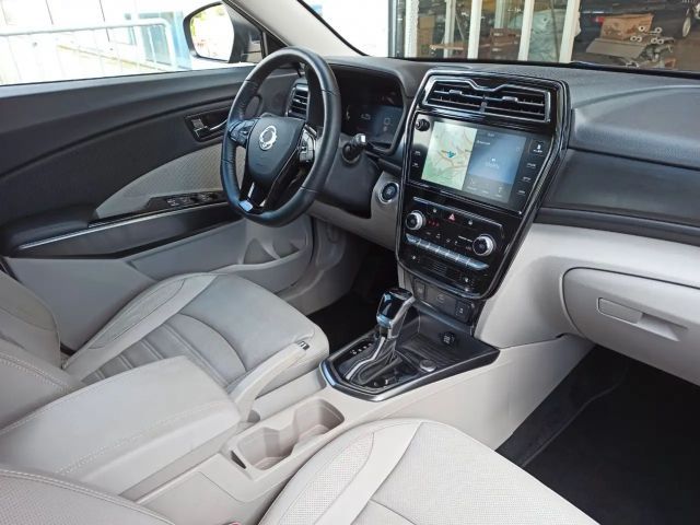 SsangYong Tivoli 2WD Quartz