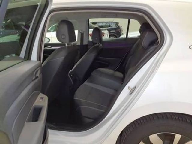 Volkswagen Golf 2.0 TDI DSG Golf VIII