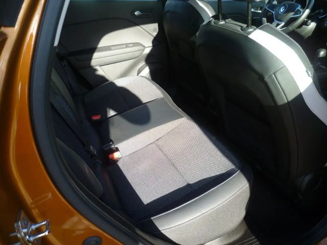 Renault Captur EDC Intens TCe 140