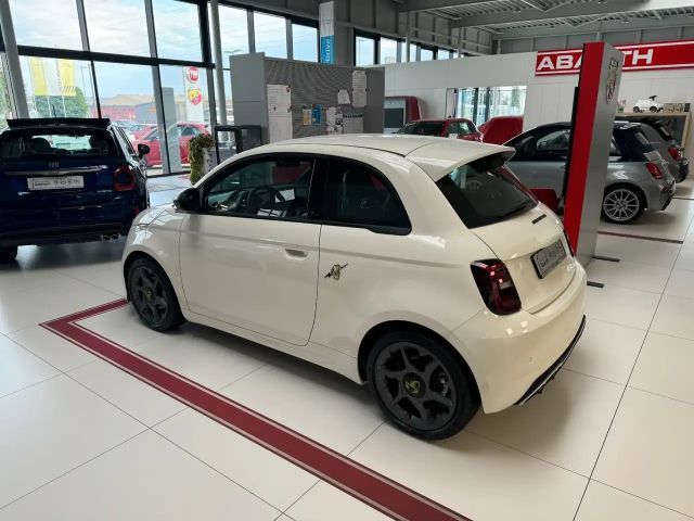 Abarth 500e e Abarth