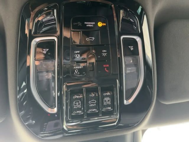 Maserati Grecale Folgore mit 558 PS Allrad 500 KM Reichweite - Mase