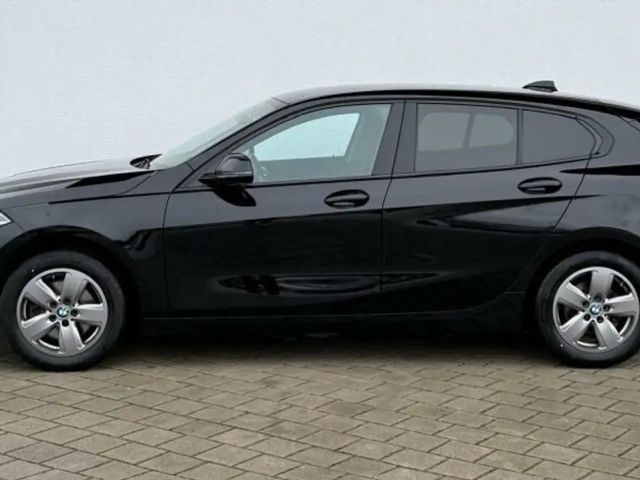 BMW 118 118d Advantage pakket Sedan
