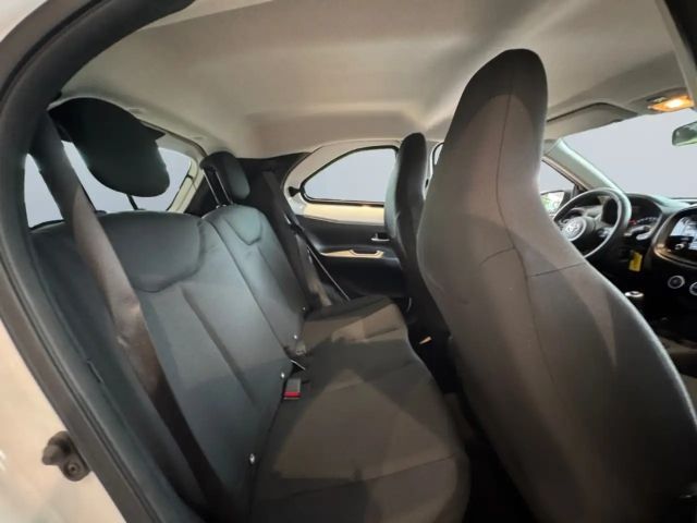 Toyota Aygo X Hatchback Play X-play