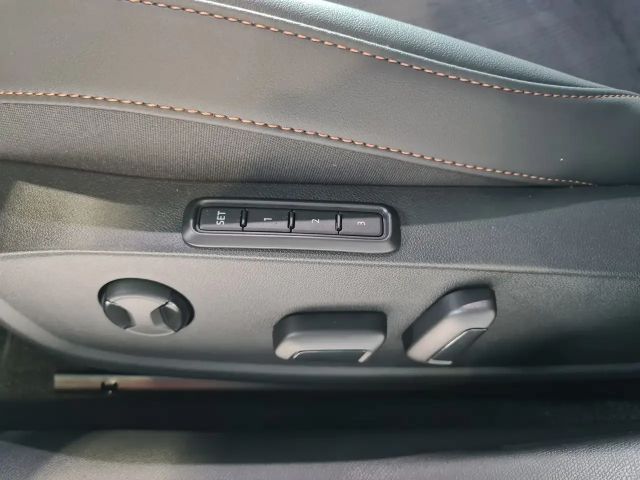 Cupra Leon VZ e-Hybrid