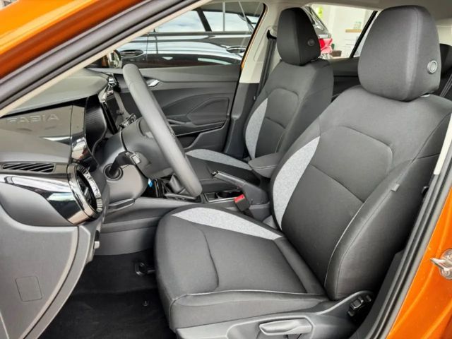 Skoda Fabia Essence 1.0 SHZG*Klima*PDC*LED*4-Türen