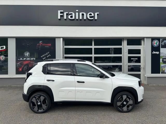 Fiat Grande Panda E La Prima