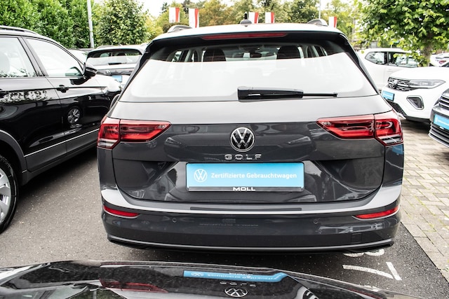Volkswagen Golf 1.5 TSI Variant