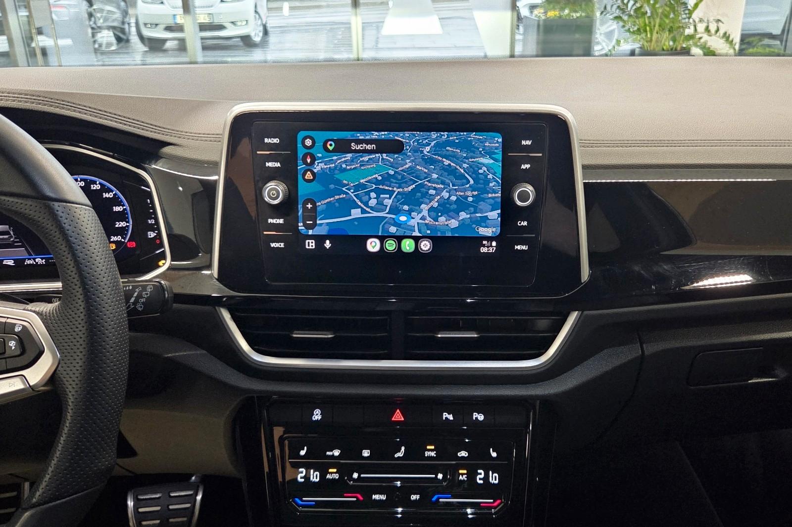 Volkswagen T-Roc 1.5 TSI DSG R-Line