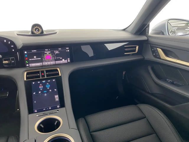 Porsche Taycan 4 Cross Turismo