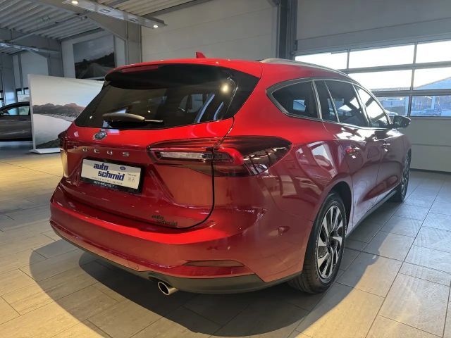 Ford Focus Titanium Wagon