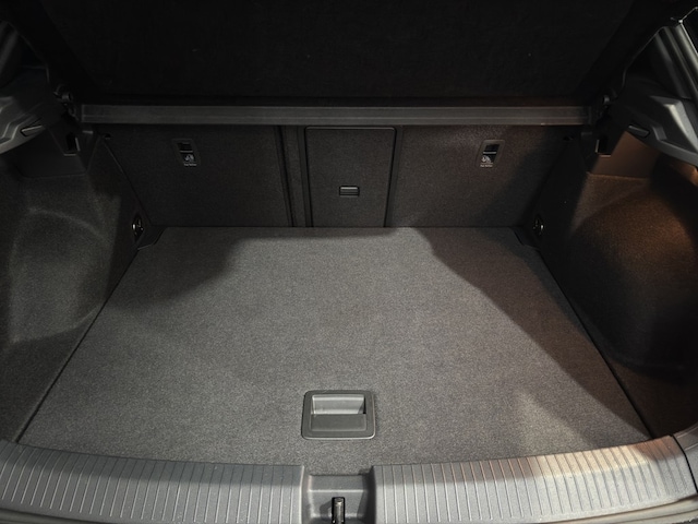 Volkswagen T-Roc 1.5 TSI DSG R-Line