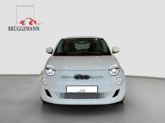Fiat 500e + Komfort Paket, Style Paket