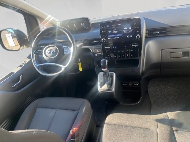 Hyundai Staria Transporter Business Van 2.2 CRDi 2WD DCT