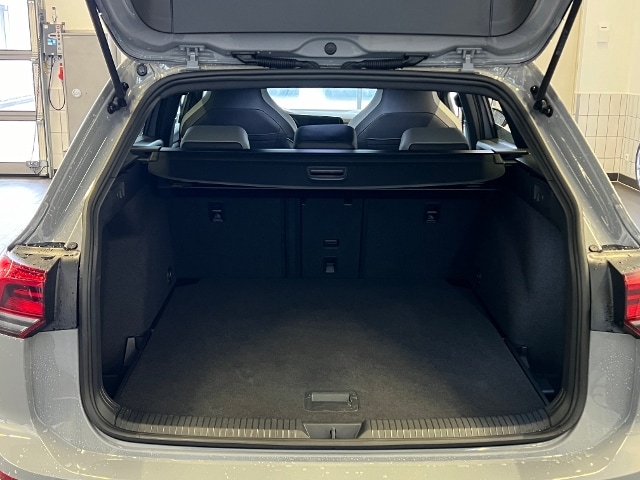 Volkswagen Golf 1.5 eTSI DSG Golf VIII Variant