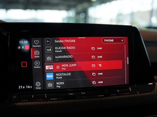 Volkswagen Golf Style