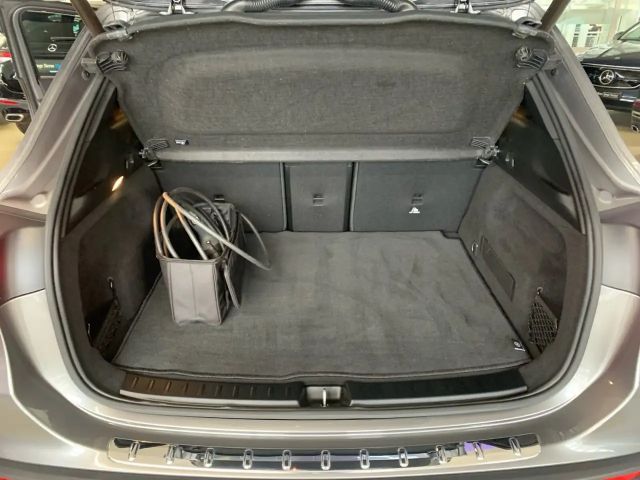 Mercedes-Benz EQA 250 AMG Line