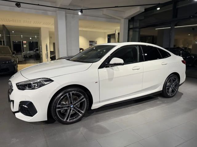 BMW 220 220i Coupé M-Sport