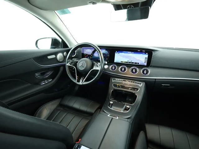 Mercedes-Benz E 400 4MATIC Coupé E 400 d