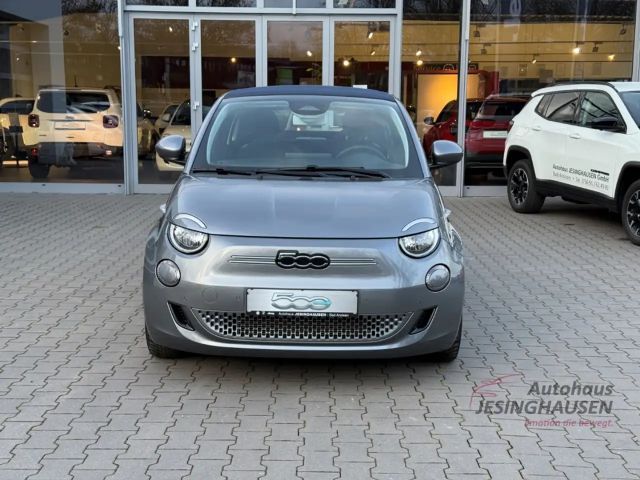 Fiat 500e +Keyless+Klimaaut.+Rückfahrkam.+PDC+Sitzheiz.
