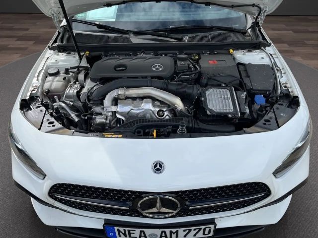 Mercedes-Benz A 250 4MATIC AMG Line