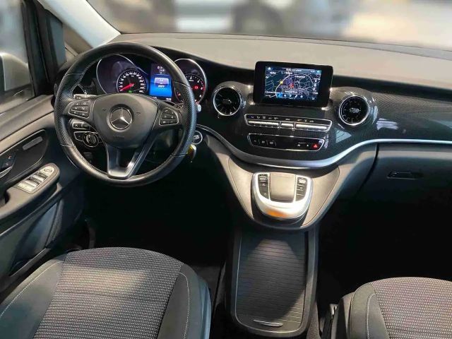 Mercedes-Benz V 300 Limousine Lang