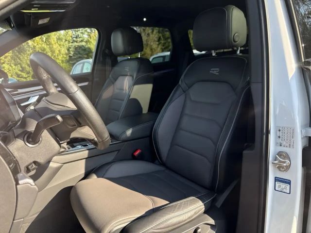 Volkswagen Touareg 4Motion DSG R-Line