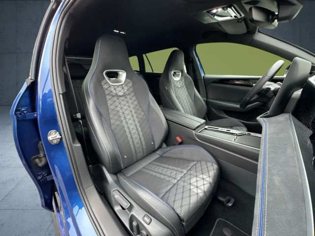 Volkswagen Passat 2.0 TDI R-Line Variant