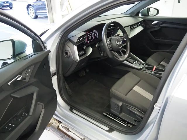 Audi A3 30 TDI Sedan