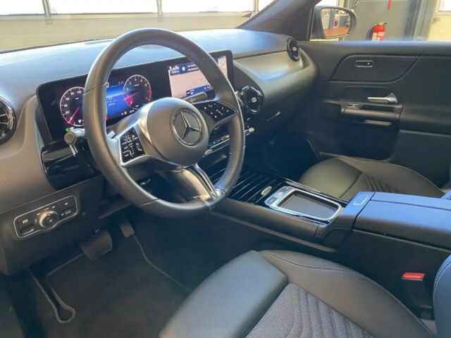 Mercedes-Benz GLA 200 Progressive