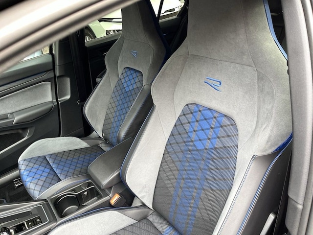 Volkswagen Golf 2.0 TSI 4Motion Golf VIII