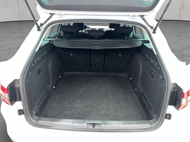 Skoda Superb 1.5 TSI Ambition Combi