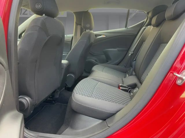 Opel Astra 1.2 Turbo Edition Turbo