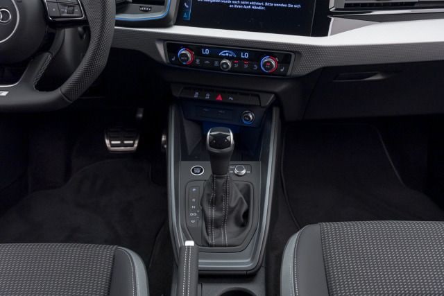 Audi A1 30 TFSI Allstreet S-Tronic