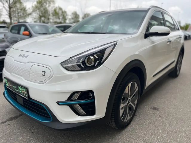 Kia Niro e- 64 kWh *Navi*Kamera*Garantie*CCS