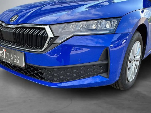 Skoda Octavia Essence TSI