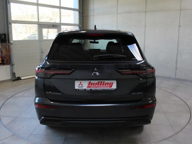 Mitsubishi Outlander PHEV