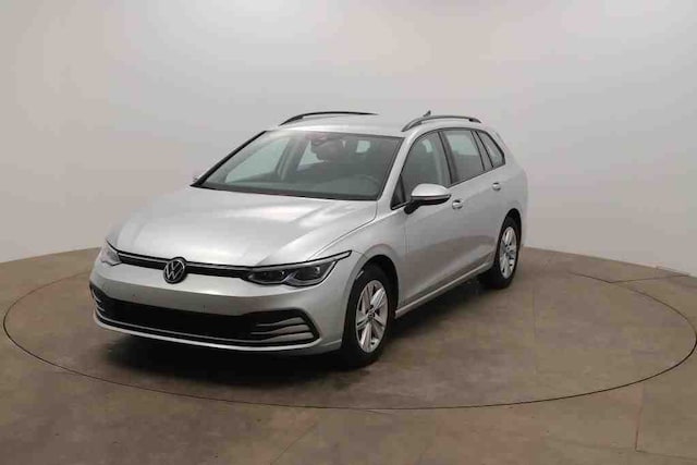 Volkswagen Golf 1.5 eTSI DSG Life Variant