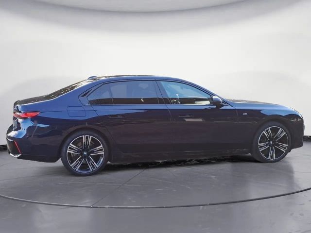 BMW i7 Sedan xDrive60
