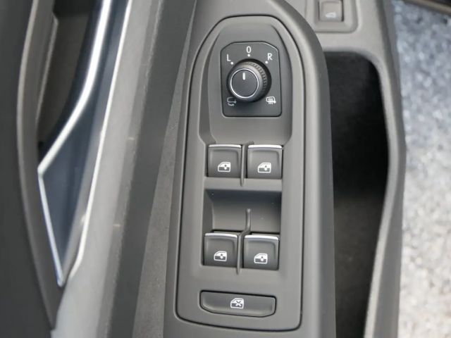 Volkswagen Golf Business DSG Variant