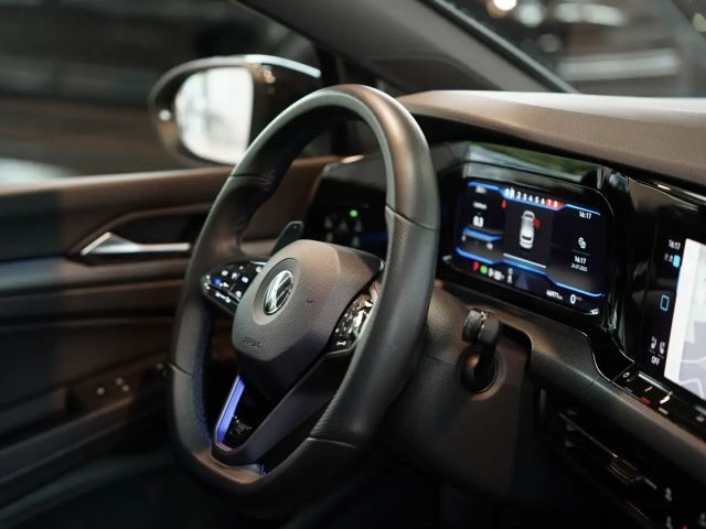 Volkswagen Golf R Performance 4M *2.H *19 *Pano *AKRA *DCC