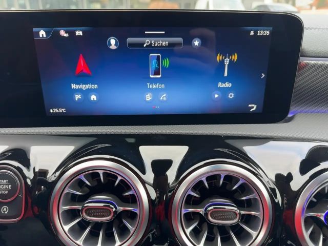 Mercedes-Benz CLA 200 CLA 200 d Shooting Brake