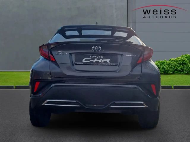 Toyota C-HR Hybride Team D