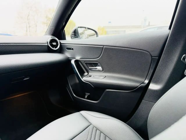 Mercedes-Benz A 180 Progressive