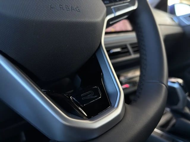 Volkswagen Polo 1.0 TSI DSG R-Line