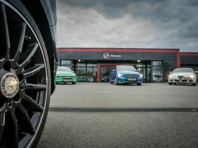 Volkswagen Golf 1.0 TSI DSG Life Variant