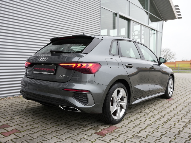 Audi A3 35 TFSI S-Line Sportback